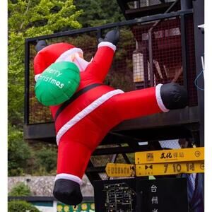 Climbing Wall Santa Claus Inflatable Decoration, Outdoor Christmas Ornament